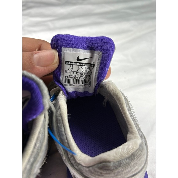 Baby 3c Nike purple shoes - Picture 8 of 8